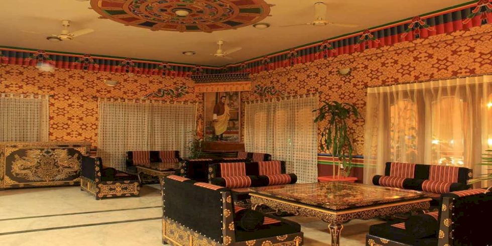 Lhaki Hotel Lounge